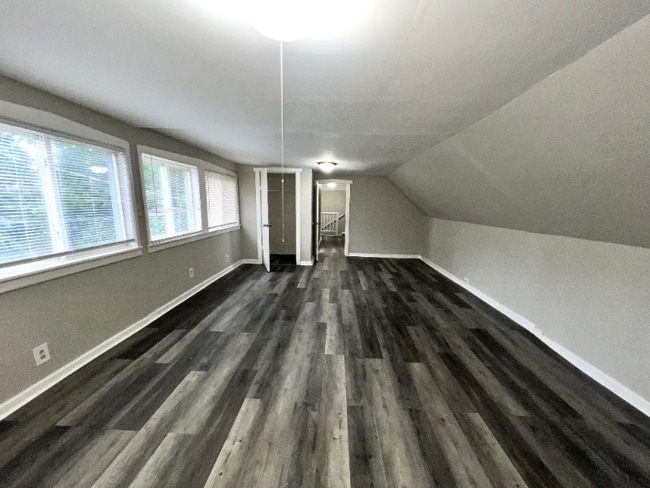 Building Photo - 11615 S Harvard Ave