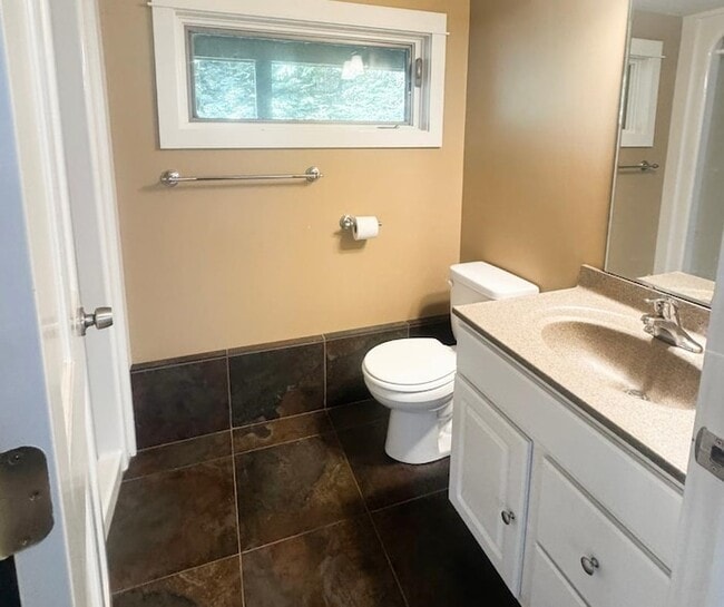 Building Photo - 36895 Connies Ln