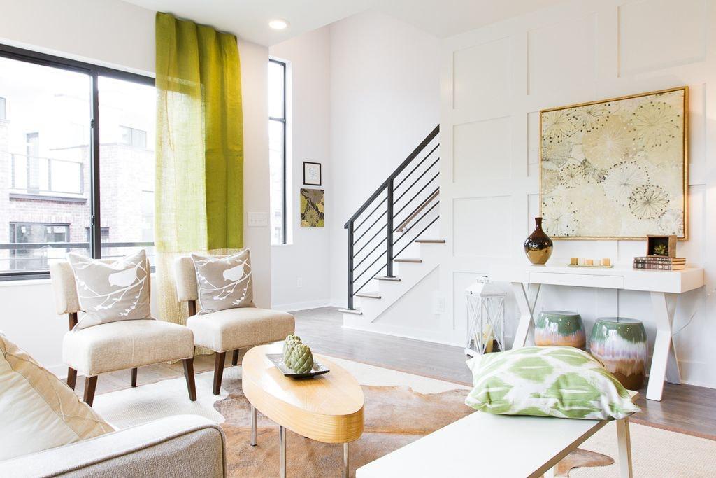 Building Photo - 1035 Chester Ave