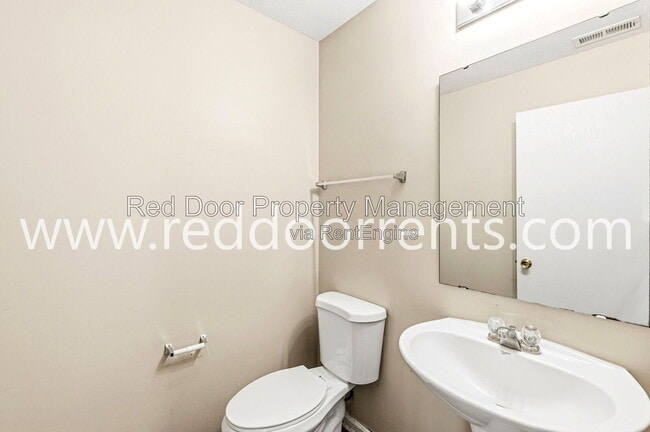 Building Photo - 12419 Deerview Dr