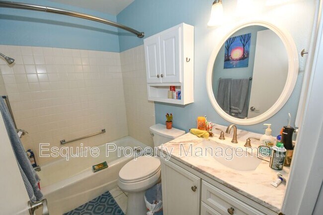 Building Photo - 17148 Village 17