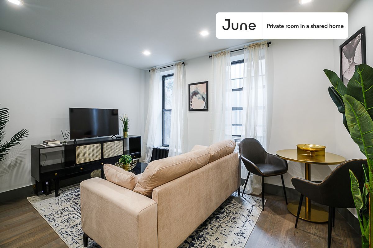 Building Photo - Room in Shared 3 bed/2 bath home in Upper West Side