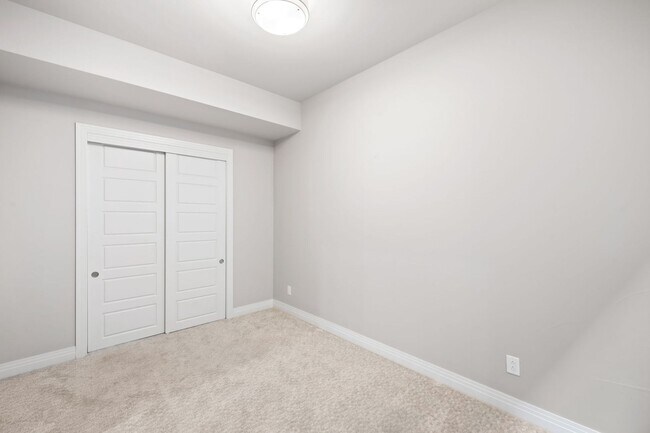 Building Photo - Luxury 4BD, 6BA Cherry Creek Home with 4 Outdoor Spaces