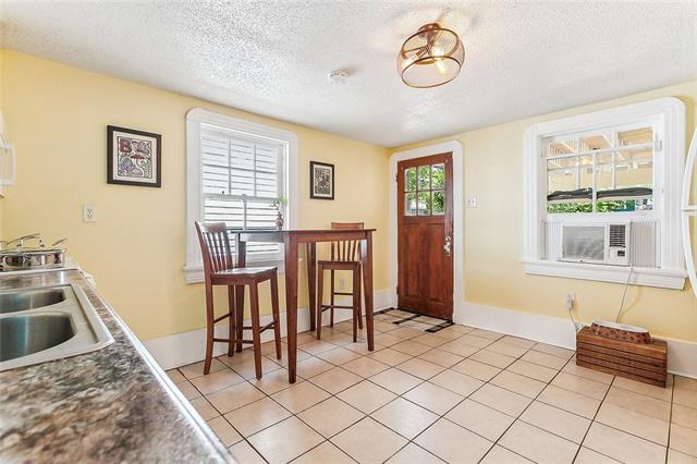 Building Photo - 1818 Paul Morphy St