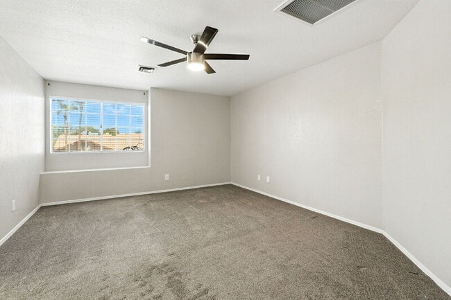 Building Photo - 4105 E Frye Rd