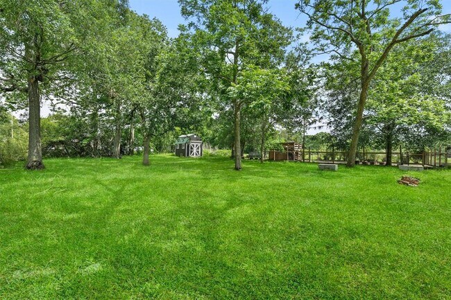 Building Photo - 1108 Myrtlewood Dr