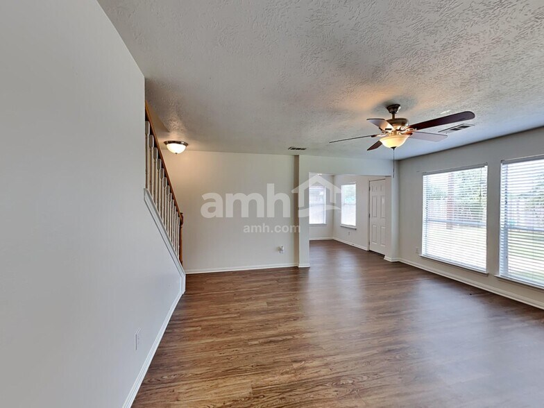 Building Photo - 13310 Ryan Landing Dr