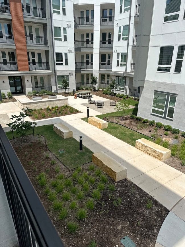 Building Photo - 12208 Tech Ridge Blvd