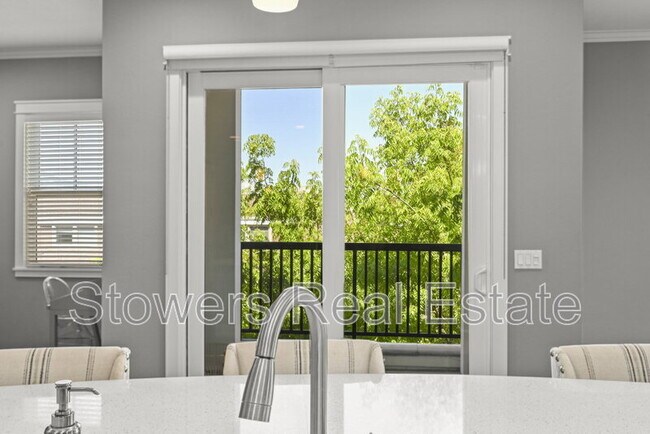 Building Photo - 111 W Prospect Ave