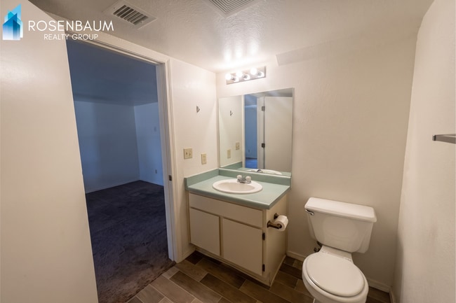 Building Photo - 2-Bedroom, 1.5-Bath 2-story in 4-Plex with mountain views in Prescott Valley