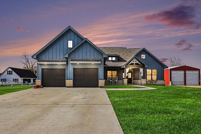 Building Photo - 444 Mill Rd