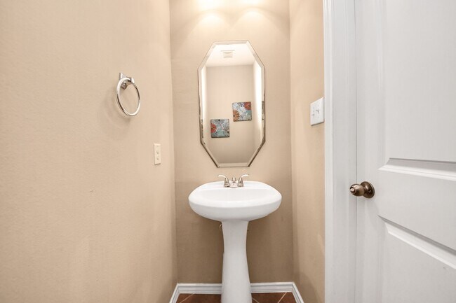 Building Photo - 26515 Becker Pines Ln