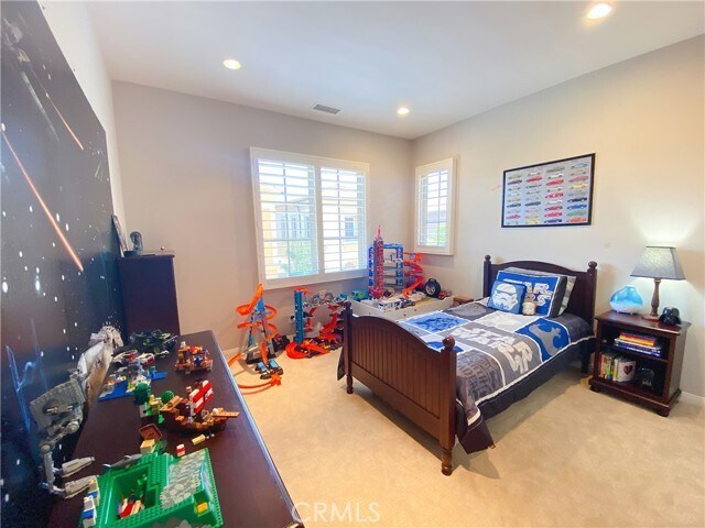 Building Photo - 103 Bianco