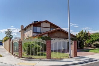 Building Photo - Discover this 4-bedroom, 2.5-bath historic beauty in the heart of Spring Valley, where Old Vegas ...