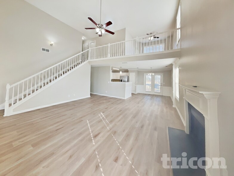 Building Photo - 129 Mary Joe Martin Dr