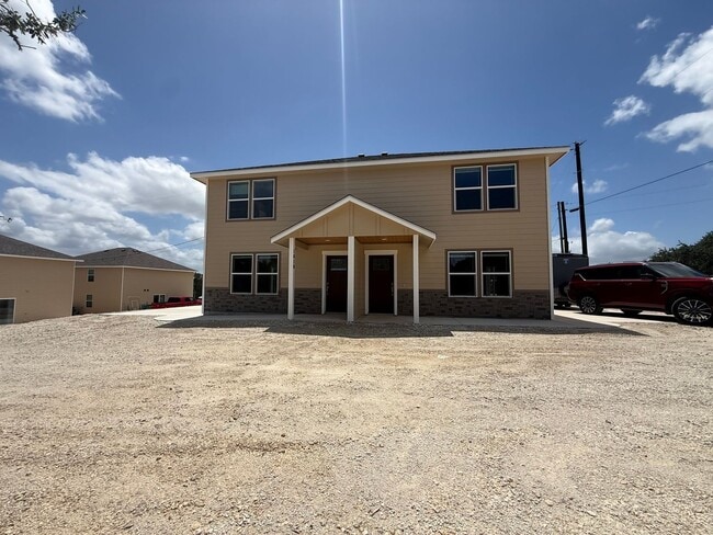 Building Photo - 1008 1010