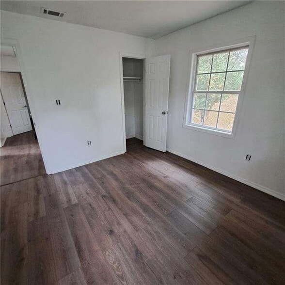 Building Photo - 2174 Whites Mill Rd