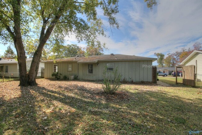Building Photo - 4412 Gazette Dr SW