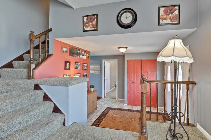 Building Photo - 1595 Oregon Trail