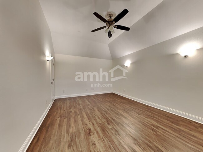 Building Photo - 1802 Bertino Way
