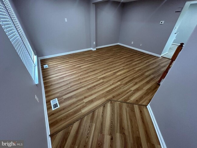 Building Photo - 12705 Town Center Way