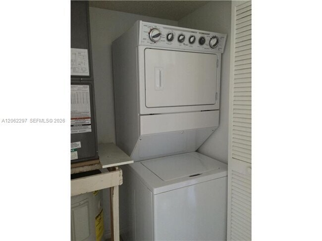 Building Photo - 12455 SW 93rd Terrace