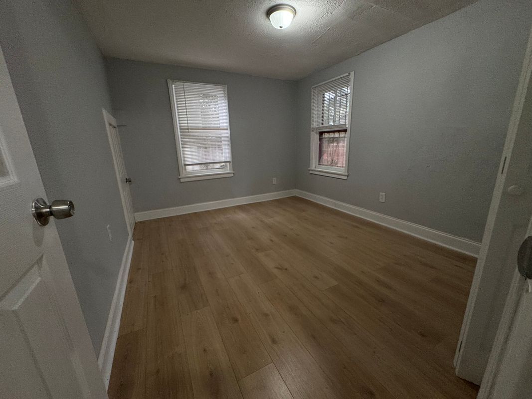 Building Photo - 46 W 23rd St