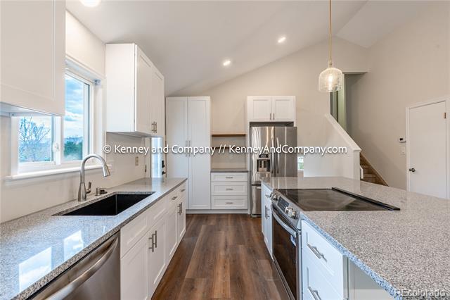 Building Photo - 693 Grey Eagle Cir S