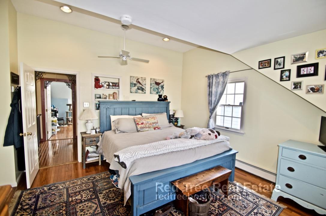 Building Photo - 45 Donnybrook Rd