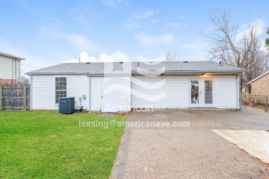 Building Photo - 8304 Berea Dr