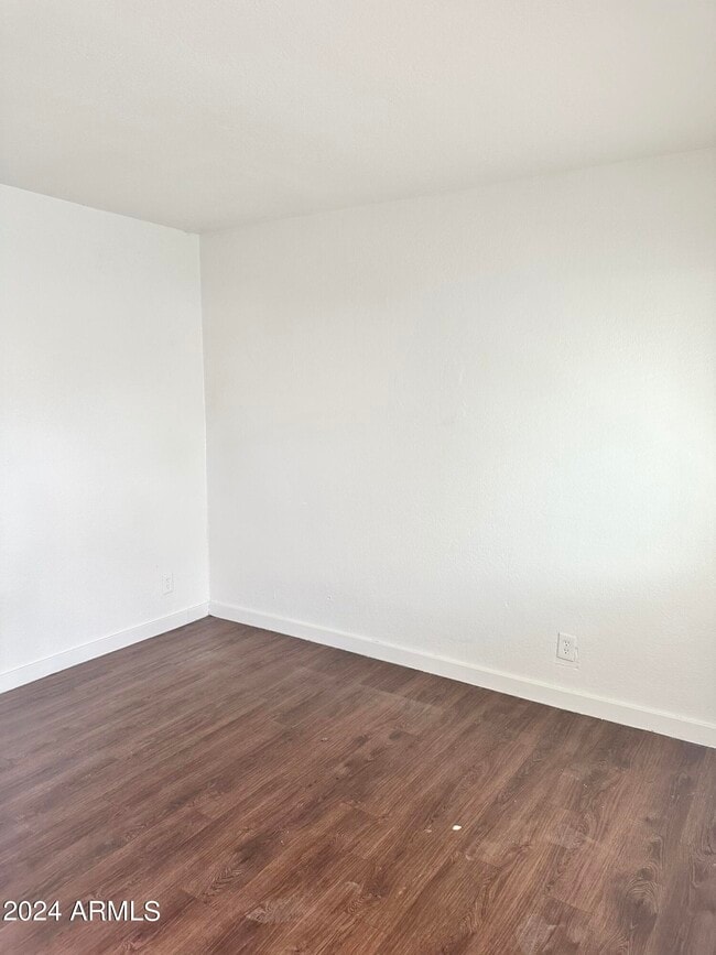 Building Photo - 2033 W Madison St