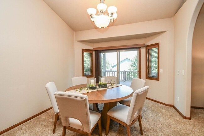 Building Photo - South Sioux Falls Rental with Open Layout ...