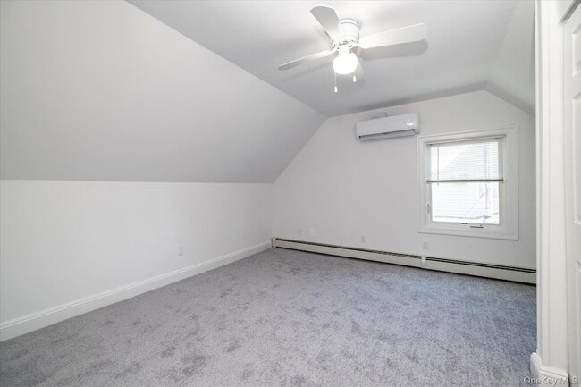 Building Photo - 24 Bobwhite Ln