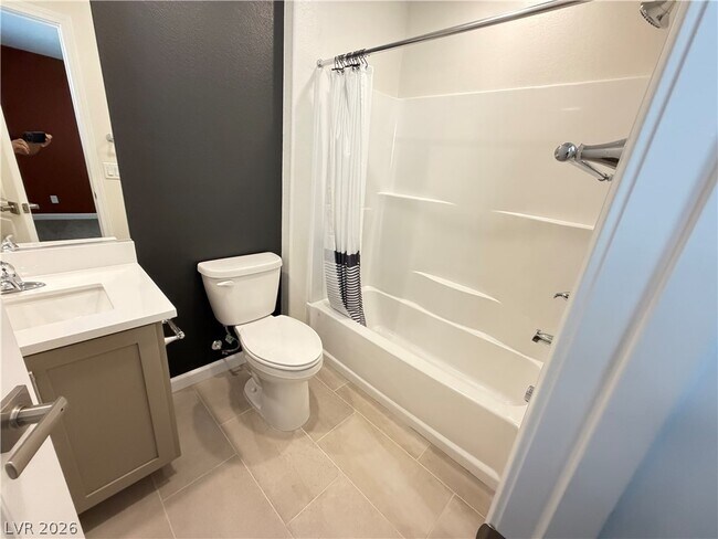 Building Photo - 541 Bellum Dr