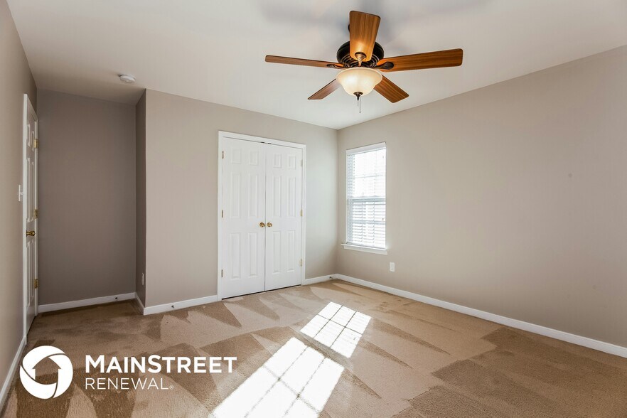 Building Photo - 10620 Candlestick Ct