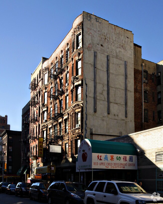 Primary Photo - 31-33 Market St