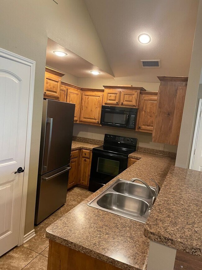 Building Photo - A must see home in Bullard in a great loca...