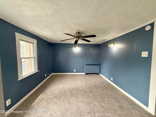 Building Photo - 61 Bowman St