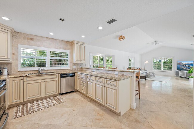 Building Photo - 109 Lighthouse Dr