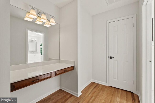 Building Photo - 6609 Heidi Ct