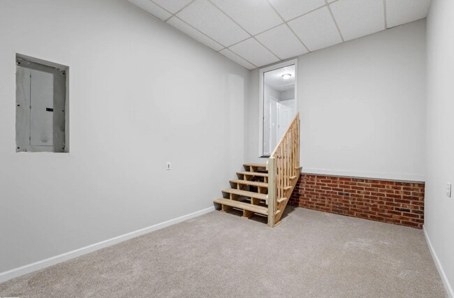 Building Photo - Charming 4/3 Home Downtown Greenville!