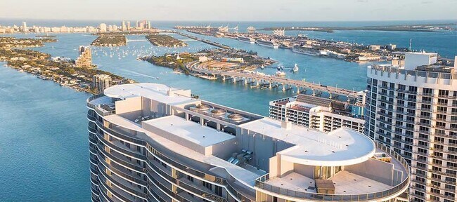 Building Photo - 488 NE 18th St