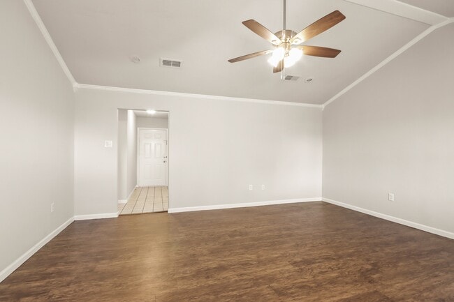 Building Photo - 3806 Montego Dr