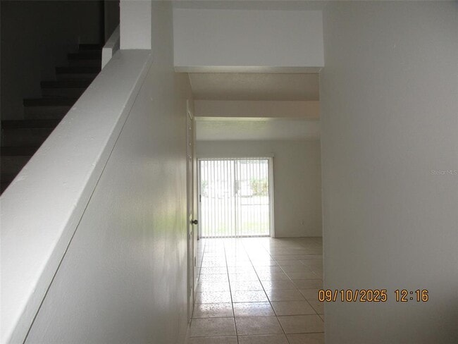 Building Photo - 131 Jones Ln