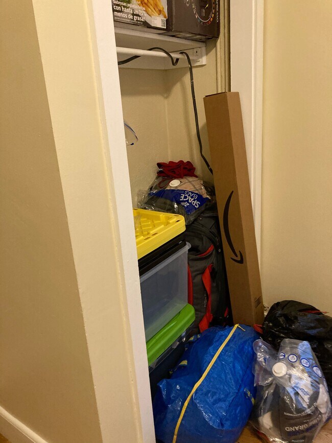 Building Photo - 101 Calumet St