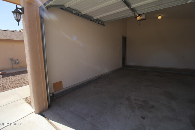 Building Photo - 14009 Robert Ituarte Dr