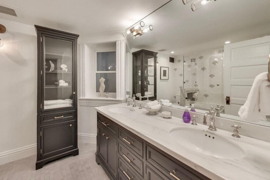 Building Photo - 2274 Fulton St