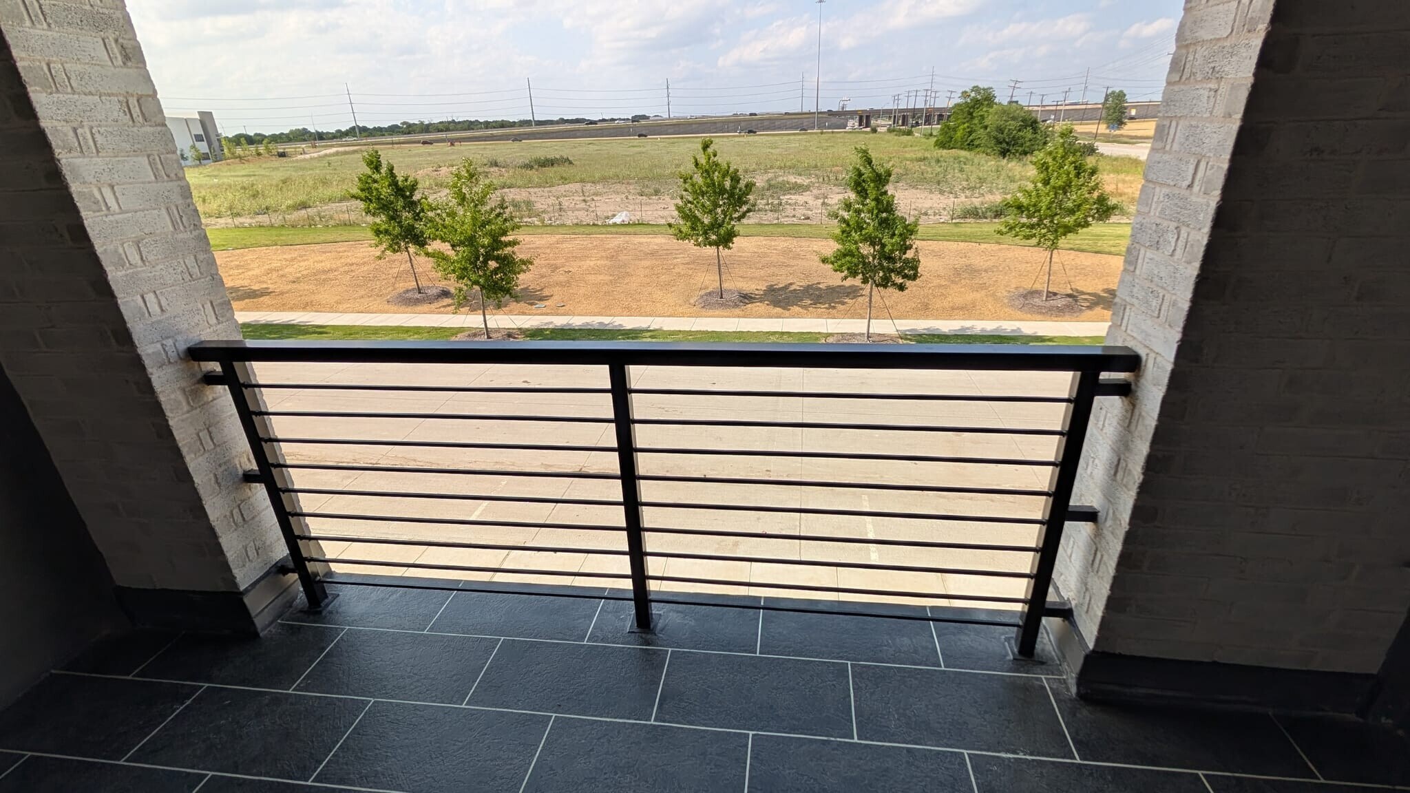 Patio upstairs - 835 Lennox Dr