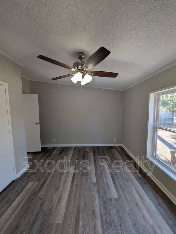 Building Photo - 832 Brooks Mangum Rd