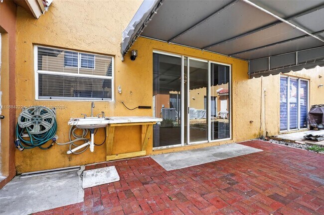 Building Photo - 8425 NW 141st Terrace